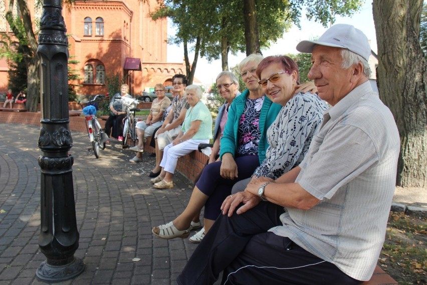 Odwiedziny seniorów z Jastrowia w Zespole mieszkań Chronionych w Nadarzycach