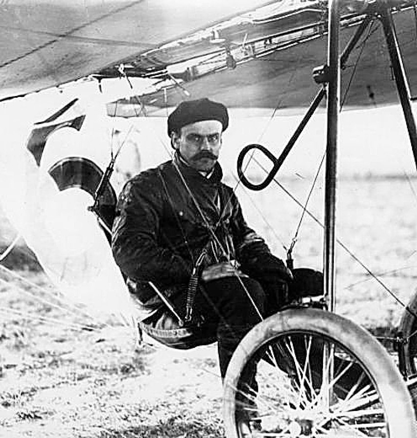 Hans Grade w swoim samolocie