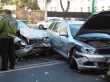 Wypadek w Poznaniu: Na Grunwaldzkiej zderzyły się auta [ZDJĘCIA]