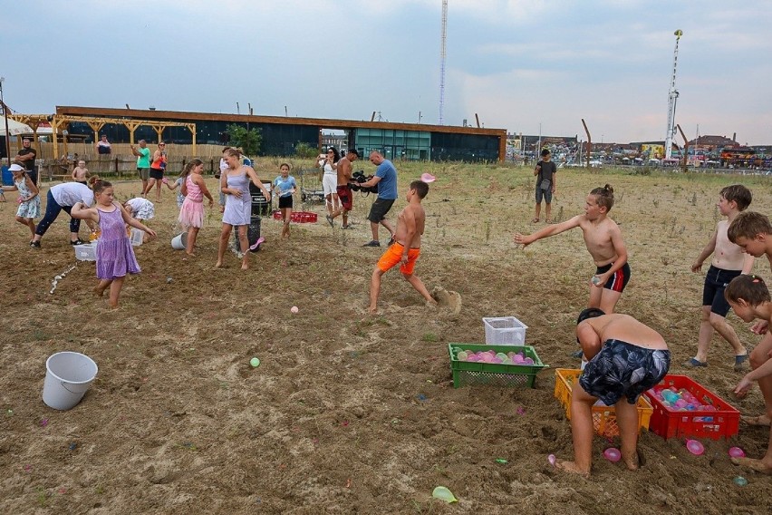 Balonowa bitwa dla dzieciaków na Wyspie Grodzkiej w Szczecinie. Zobaczcie zdjęcia