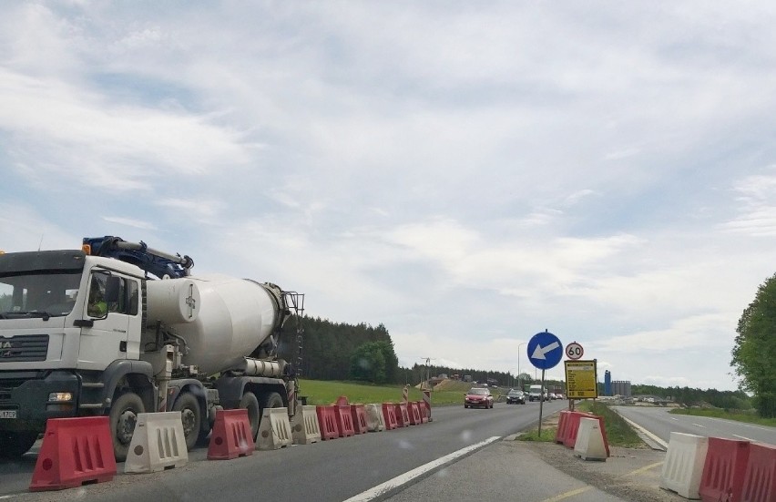 Tak wygląda droga na odcinku Polkowiec - Lubin