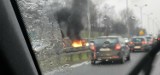 Samochód spalił się na DK86 na trasie trasie Katowice-Sosnowiec