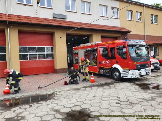 Poznajcie strażaków z komendy Powiatowej Straży Pożarnej w Żarach