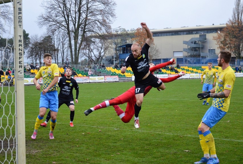 Piłkarze Lechii Zielona Góra przegrali ze Stalą Brzeg 1:2.