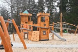 Szczawno-Zdrój: Wyremontowany plac zabaw w paku szwedzkim czeka na otwarcie (ZDJĘCIA)
