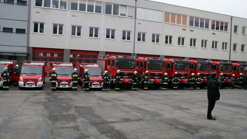 Strażacy z Szamocina mają nowy wóz bojowy [ZDJĘCIA]