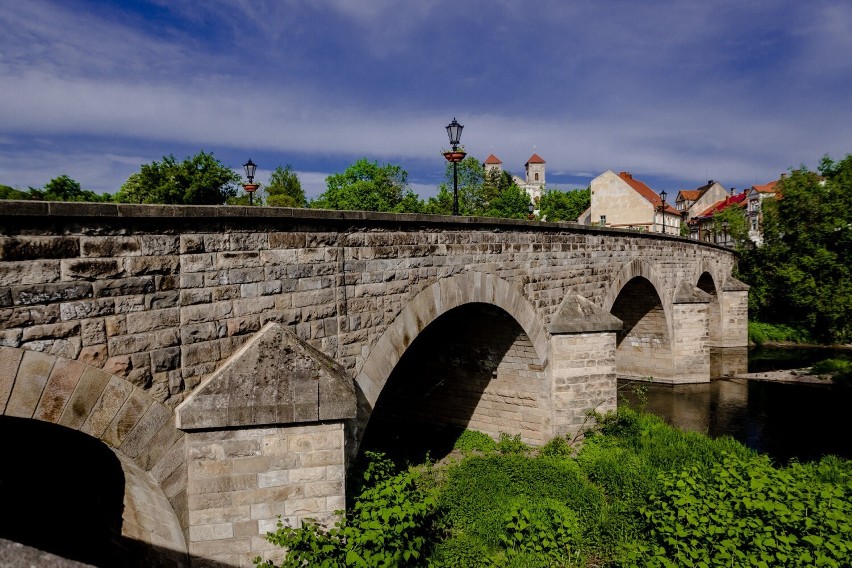 Stary Most w Bardzie przypomina konstrukcje z dawnych Włoch.