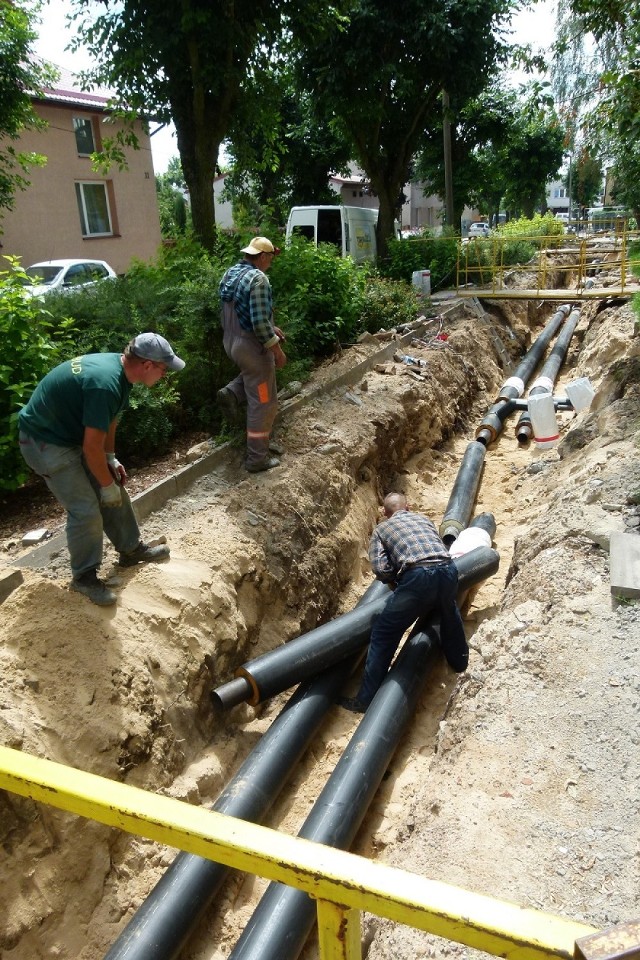 Przebudowa i modernizacja osiedlowych sieci ciepłowniczych w Bełchatowie rozpoczęła się w 2012 roku. Inwestycja dofinansowana jest ze środków unijnych w kwocie blisko 21 mln zł.