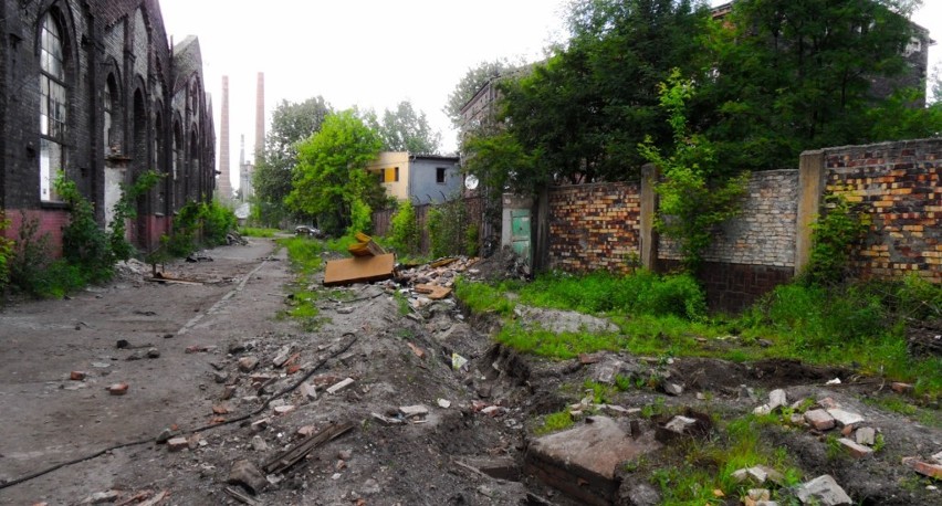 Siemianowice: Trwa likwidacja Huty Jedność. Zobacz jak wygląda po latach dewastacji