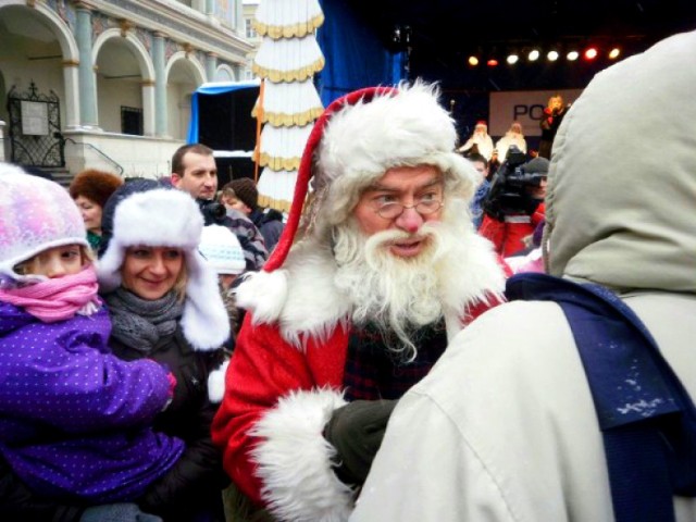Prezenty w Wielkopolsce przynosi Gwiazdor, a nie św. Mikołaj. ...