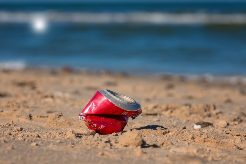 Wielkie sprzątanie plaż Gdańska i Gdyni. Trwa akcja „Czysty Bałtyk”