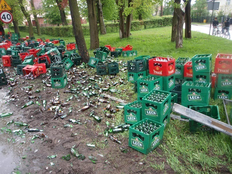 Malbork: Piwo wypadło na drogę krajową nr 55