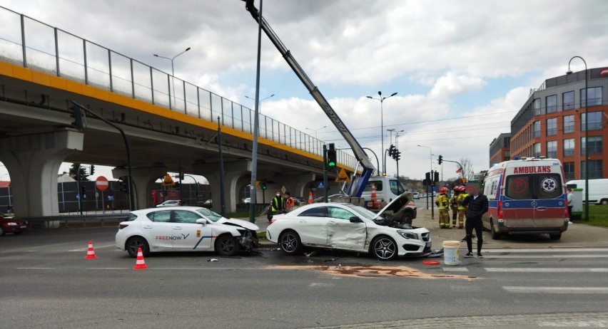 Wypadek na skrzyżowaniu Nowohuckiej i Kuklińskiego w...