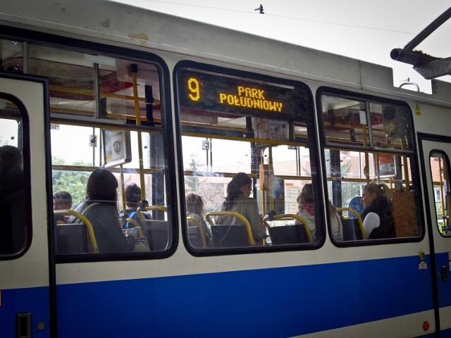 02.10.2014 wroclaw zdjecie ilustracyjne gwr petla sepolno tramwaj tramwaje przystanek mpk fot. janusz wojtowicz / polskapresse gazeta wroclawska