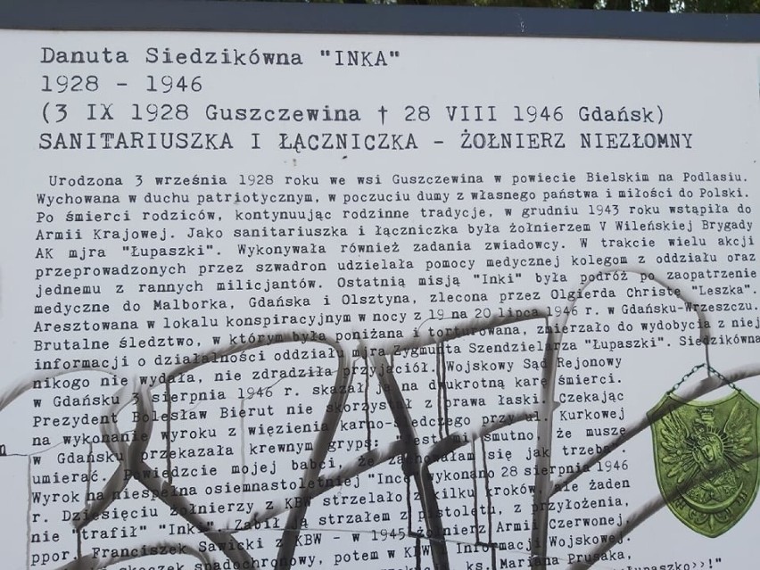 Ktoś zamalował tablicę Danuty „Inki” Siedzikówny w Rzeszowie. „Zachowanie godne potępienia”