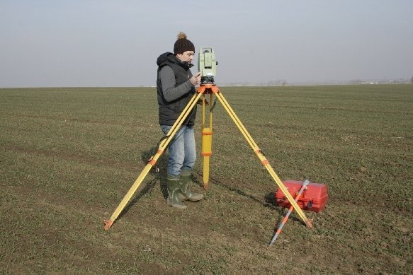 W Pietrowicach jest krąg starszy od Stonehenge. Sensacyjne odkrycie archeologiczne [ZDJĘCIE]