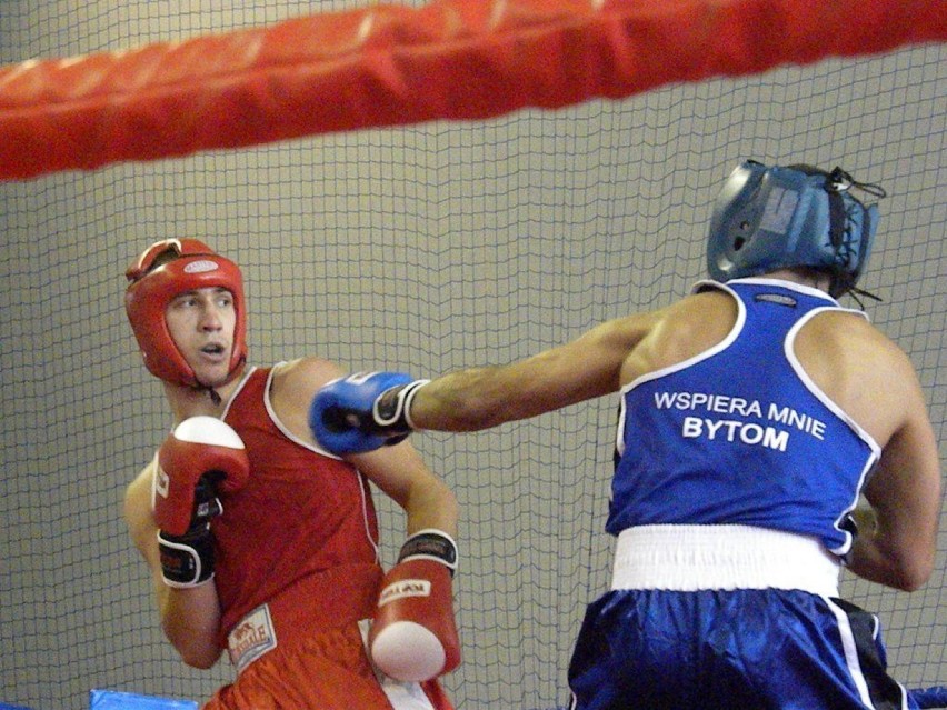 Walka seniorów w kategorii 75 kg w której Thomas Paszek...