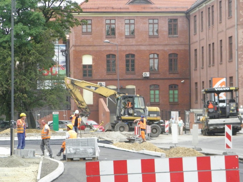 Trwa budowa ronda na skrzyżowaniu ul. Kościuszki z ul. Moniuszki