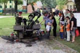 Święto Wojska Polskiego 2011 w Łodzi: piknik żołnierski w Białej Fabryce [zdjęcia]