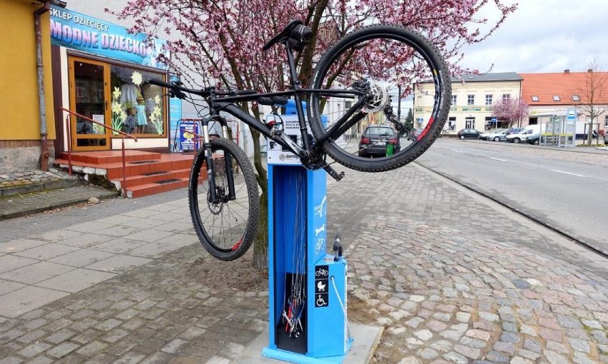 Samoobsługowe stacje naprawy rowerów we Włocławku jeszcze nie w tym roku 