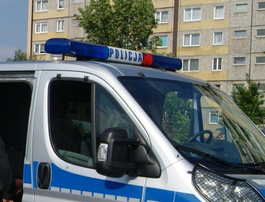 Wieluńscy policjanci zostali powiadomieni o libacji...