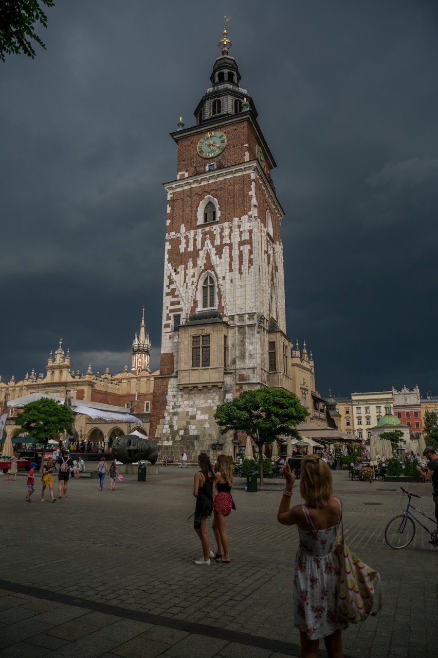 Burza Kraków 10 08 2018. Gdzie jest burza?