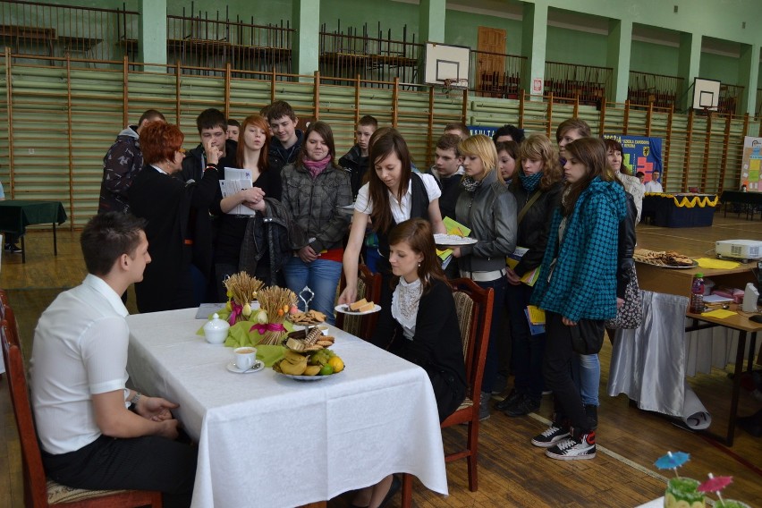 Lębork: Gimnazjaliści odwiedzili Zespół Szkół Gospodarki Żywnościowej i Agrobiznesu