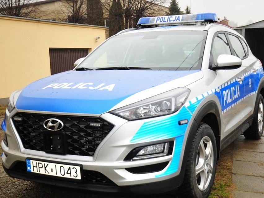 Policjanci ze Skołyszyna mają nowy radiowóz. Są wdzięczni włodzom gminy [ZDJĘCIA]