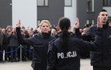 Ślubowanie 135 policjantów. To największy jednorazowy nabór funkcjonariuszy [ZDJĘCIA]