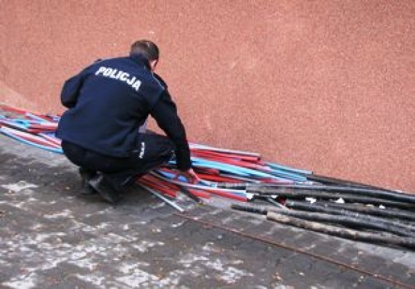 Skradzione kable zabezpieczone przez puławską policję