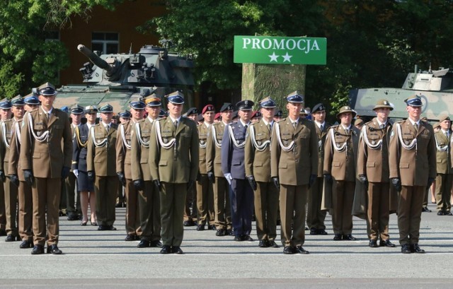 W roku akademickim 2023/2024 zwiększony ma zostać limit przyjęć do Lotniczej Akademii Wojskowej.
