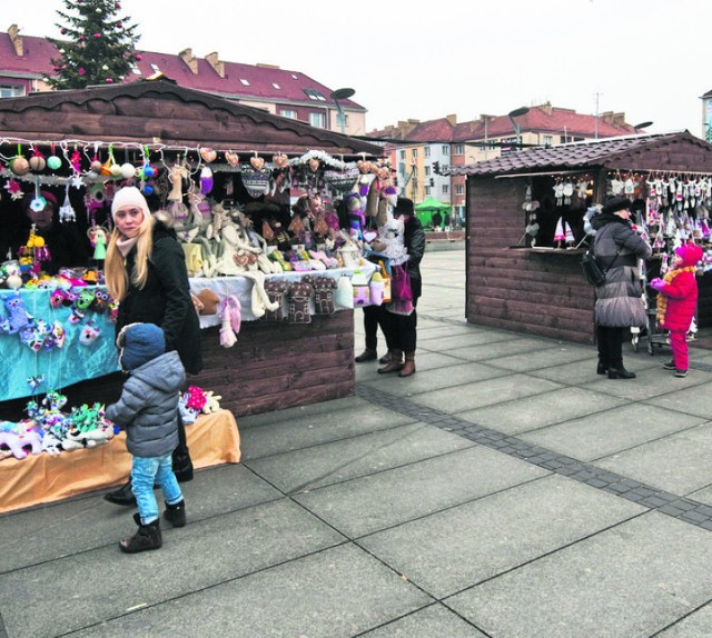 Przed ratuszem będzie można kupić m.in. świąteczne ozdoby.