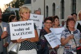 Działacze PO i Nowoczesnej zorganizowali protest przed sądem [zdjęcia]