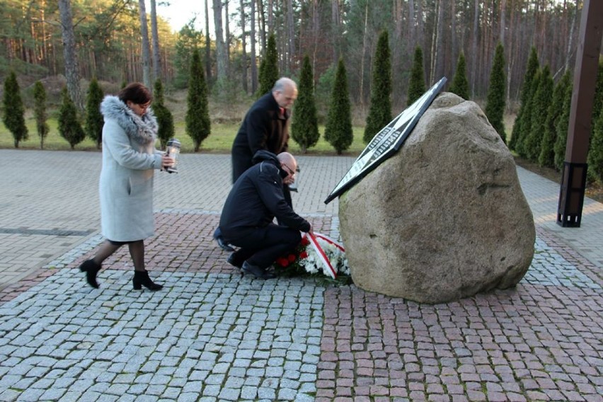 W Mirosławcu oddali hołd ofiarom katastrofy samolotu CASA