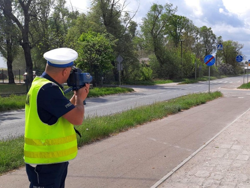 Działania NURD na drogach powiatu radziejowskiego. Ujawniono 35 wykroczeń popełnionych przez kierujących i pieszych