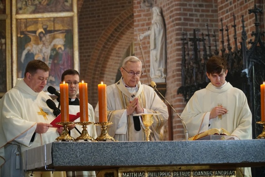 Duszpasterz Wronek reprezentował kapłanów w katedrze