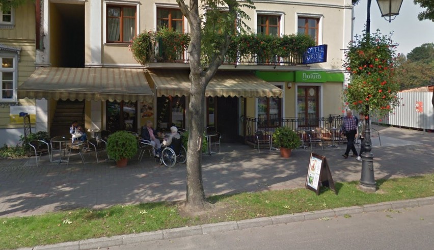 Oto przyłapani przez kamery Google Street View na ulicach Ciechocinka [zdjęcia]