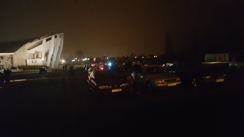 Illegal Night ponownie odbył się we Włocławku. Około 100 kontroli, kilka dowodów rejestracyjnych zatrzymanych [wideo]