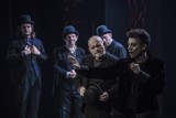 "Hamlet" w Teatrze Dramatycznym. Sztuka o bezwzględnym mordercy [recenzja] 