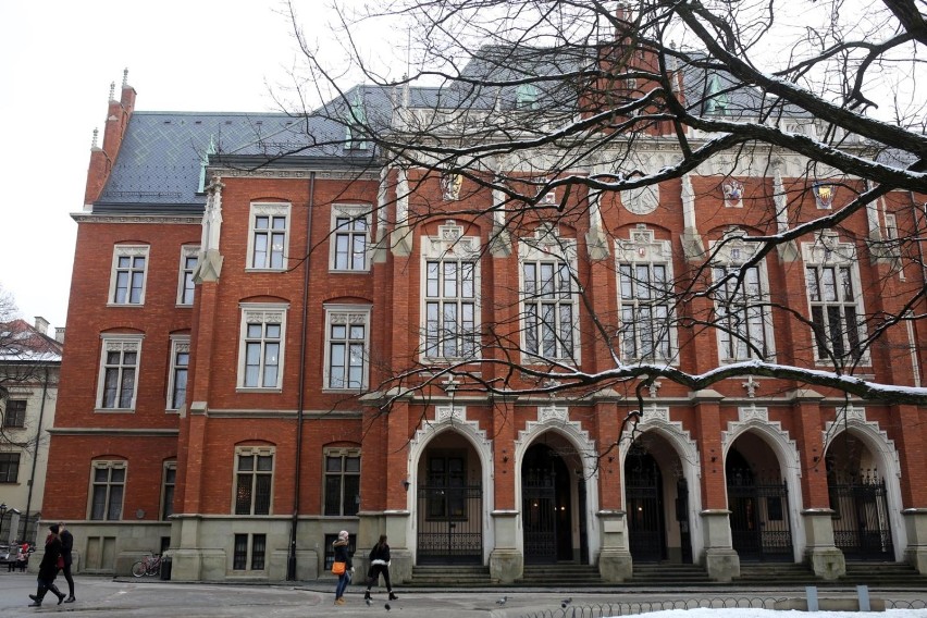 Uniwersytet Jagielloński utworzył cztery szkoły doktorskie,...