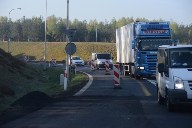 Utrudnienia na drodze S3 w związku z remontem węzła Sulechów potrwają ponad miesiąc.