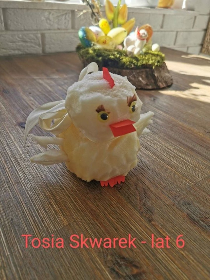 Lipka. Galeria prac plastycznych dzieci  „Wielkanocny kurczak”