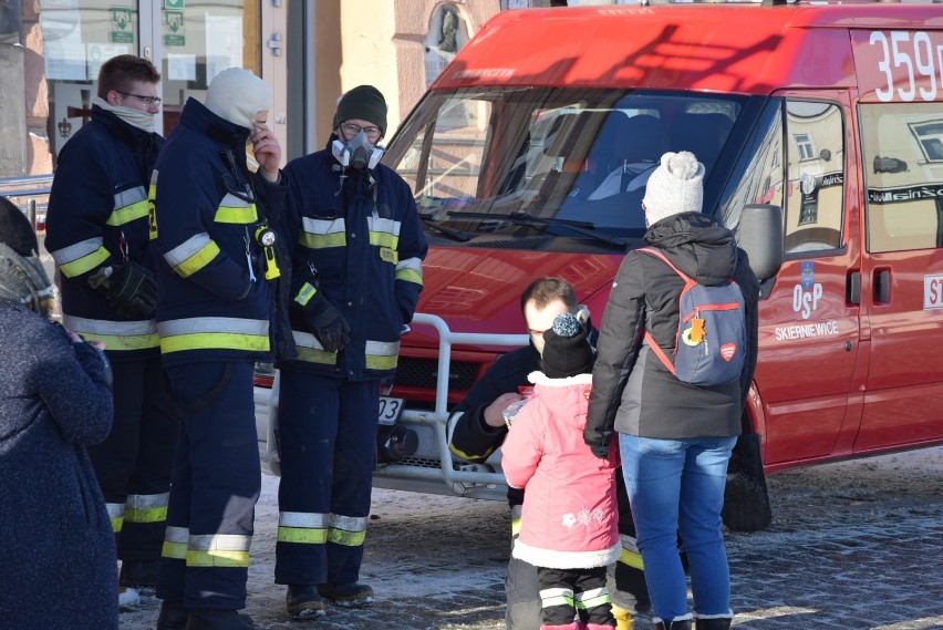 WOŚPowozy pojechały razem ze strażakami. Wszędzie witano je bardzo ciepło [ZDJĘCIA]