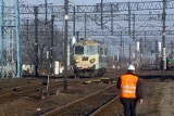 Środa Śląska: Wykoleił się wagon, zablokowane tory z na trasie Wrocław-Legnica