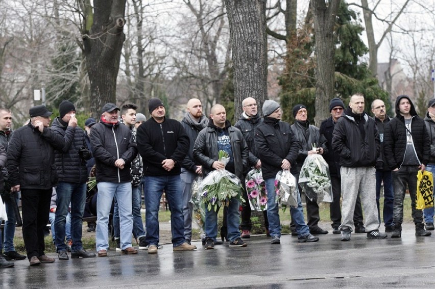 Ostatnia droga wybitnego sportowca i trenera Andrzeja Hodany w Legnicy