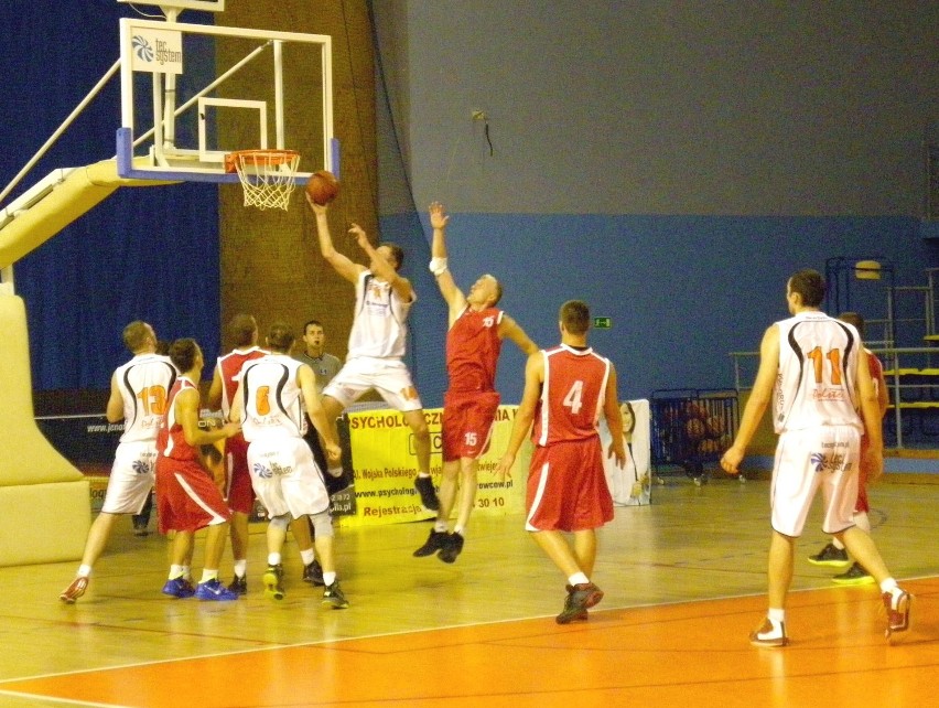 Basket pokonał Polonię Leszno