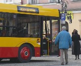 Są już kanary w skierniewickich autobusach MZK