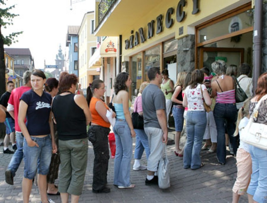 Lodziarnia Żarneckich - Nowy Targ, Rynek