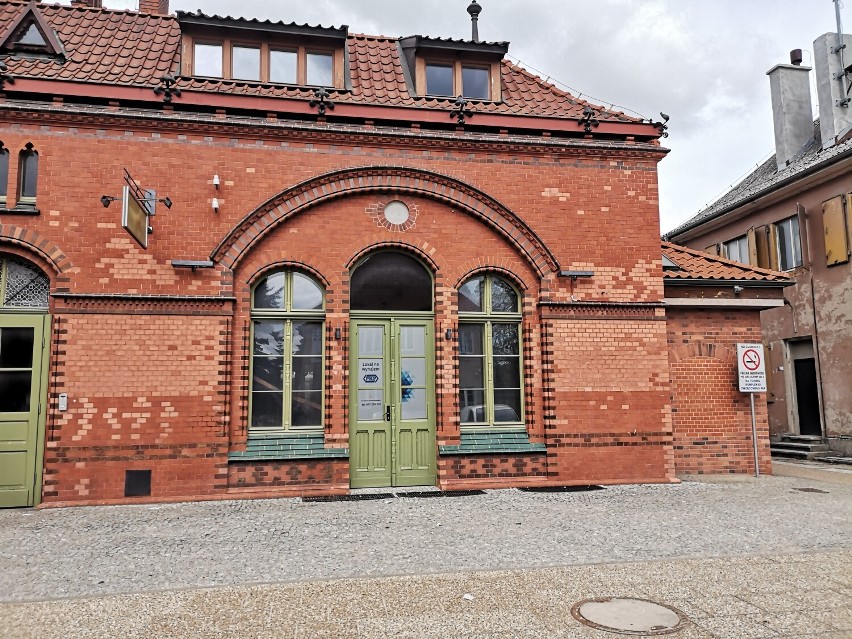 Lokal handlowo usługowo gastronomiczny w budynku dworca w Malborku