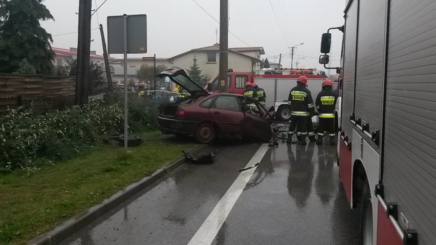 Radomsko: Wypadek na skrzyżowaniu Poprzecznej/Sucharskiego. Sprawca był pijany?